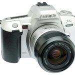 Minolta Maxxum STsi Panorama Date 35mm SLR Camera Kit with 35-80mm Lens
