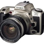 Minolta Maxxum HTsi Plus 35mm SLR Camera Kit w/ 28-80mm Lens